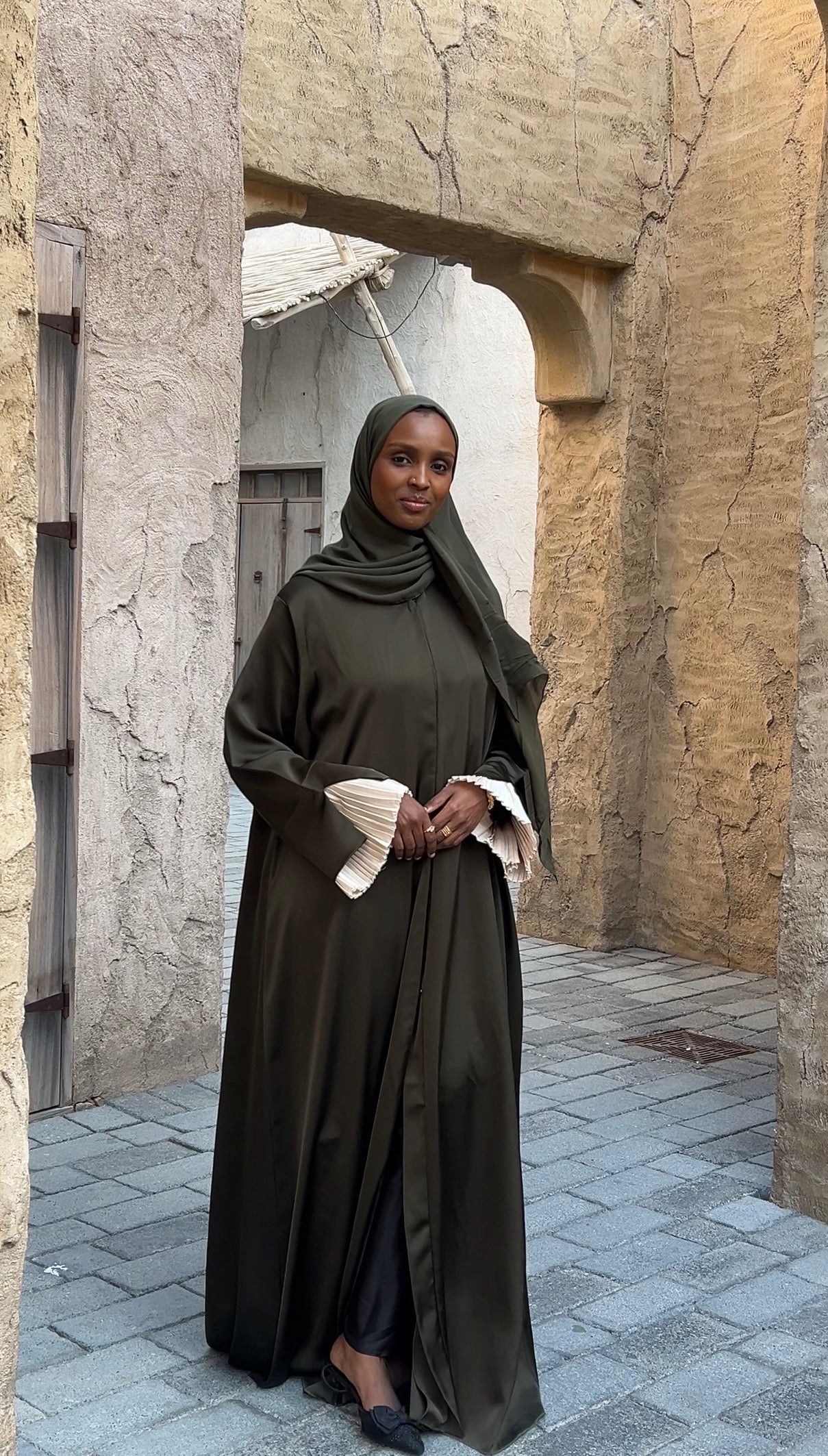 Green Pleated Satin Abaya (PRE-ORDER)